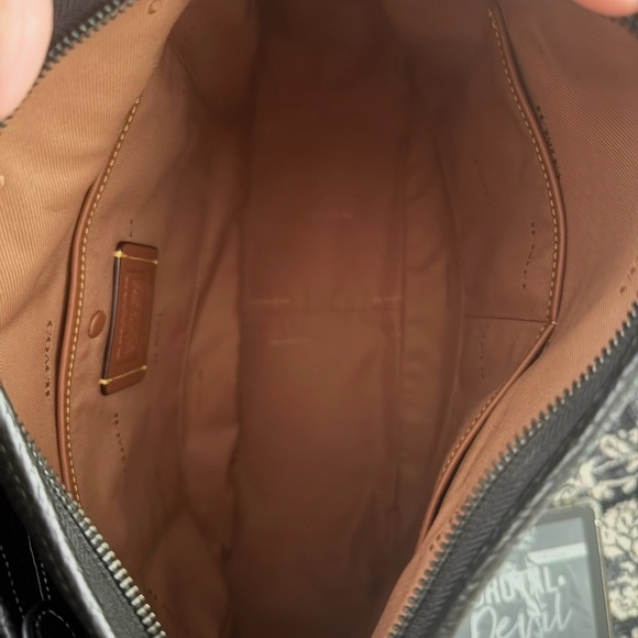 Sold - Picture 1 of 3